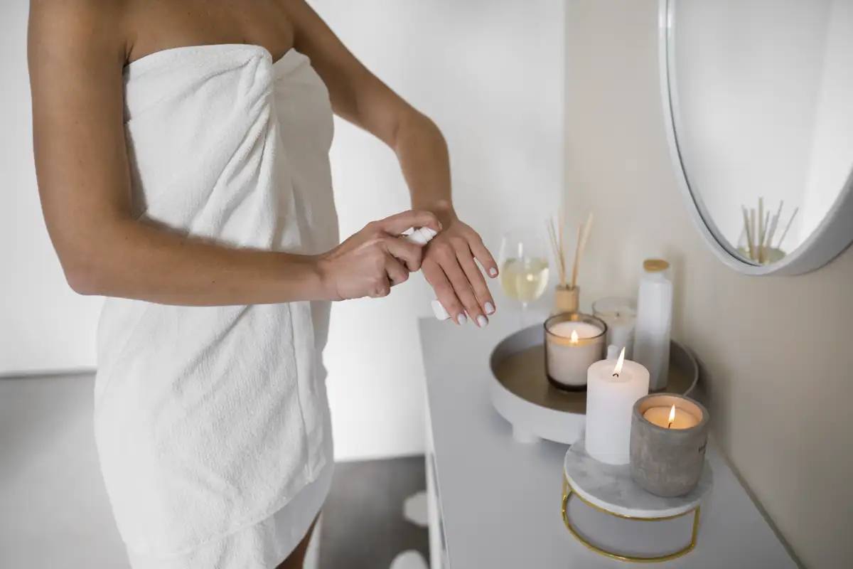 Shower Aromatherapy: Turn Your Bathroom into an Autumn Wellness Sanctuary